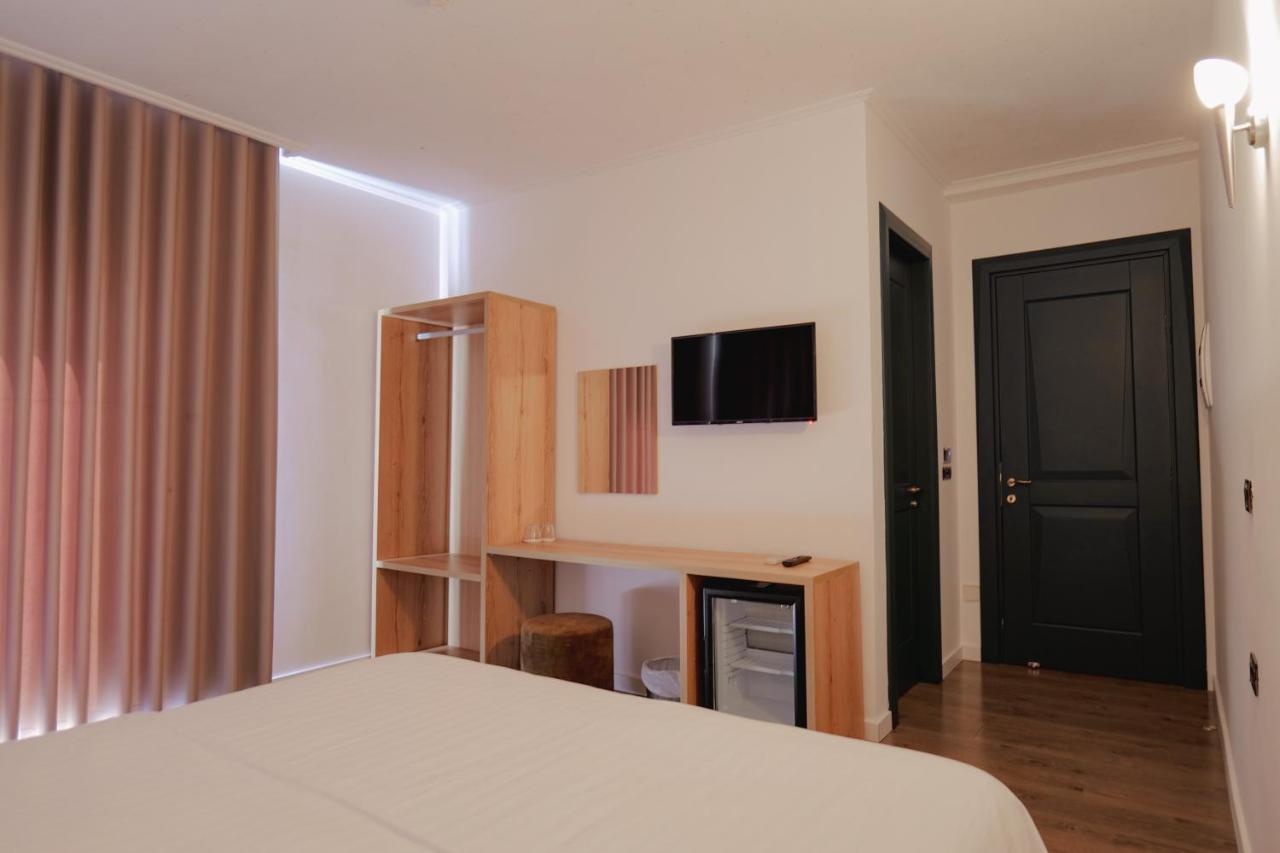Asi Rooftop Hotel Sarande Exterior photo
