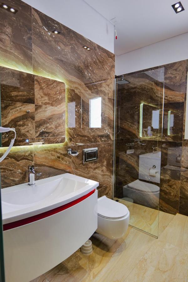Asi Rooftop Hotel Sarande Exterior photo